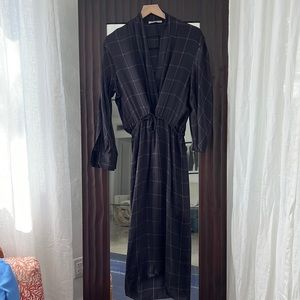 VINCE Grid Plaid Silk dress w / pockets